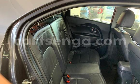 Acheter Occasion Voiture Kia Rio Beige à Hlatikulu, Shiselweni District Acheter Occasion Voiture Kia Rio Beige à Hlatikulu, Shiselweni District