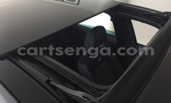 Nunua Ilio tumika Volkswagen Golf GTI Beige Gari ndani ya Hlatikulu nchini Wilaya ya Shiselweni Nunua Ilio tumika Volkswagen Golf GTI Beige Gari ndani ya Hlatikulu nchini Wilaya ya Shiselweni