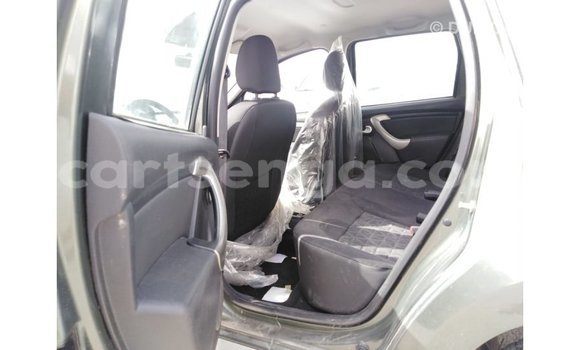 Buy Import Renault Duster Green Car in Import - Dubai in Hhohho Buy Import Renault Duster Green Car in Import - Dubai in Hhohho