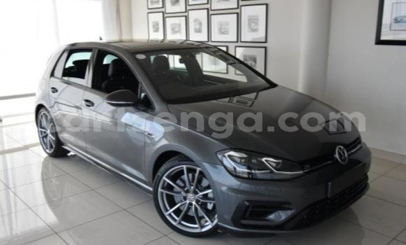 Nunua Ilio tumika Volkswagen Golf GTI Beige Gari ndani ya Hlatikulu nchini Wilaya ya Shiselweni Nunua Ilio tumika Volkswagen Golf GTI Beige Gari ndani ya Hlatikulu nchini Wilaya ya Shiselweni