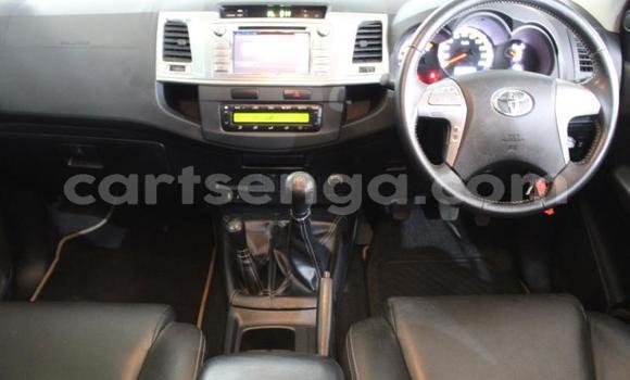 Nunua Ilio tumika Toyota Hilux Beige Gari ndani ya Hlatikulu nchini Wilaya ya Shiselweni Nunua Ilio tumika Toyota Hilux Beige Gari ndani ya Hlatikulu nchini Wilaya ya Shiselweni