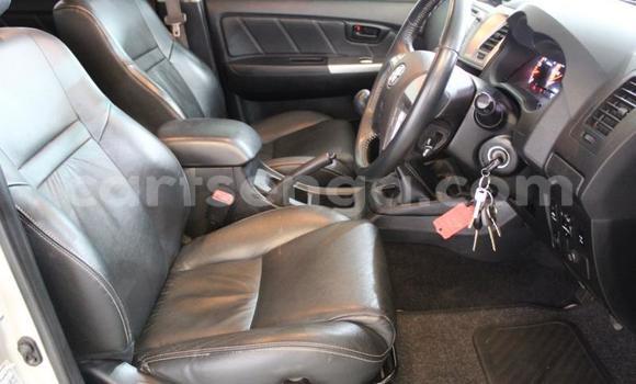 Nunua Ilio tumika Toyota Hilux Beige Gari ndani ya Hlatikulu nchini Wilaya ya Shiselweni Nunua Ilio tumika Toyota Hilux Beige Gari ndani ya Hlatikulu nchini Wilaya ya Shiselweni