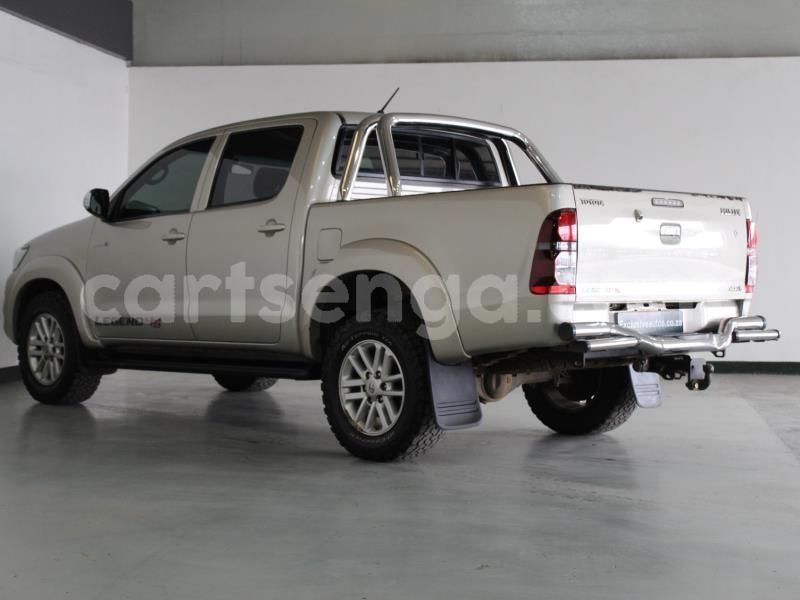 Big with watermark toyota hilux shiselweni district hlatikulu 20052