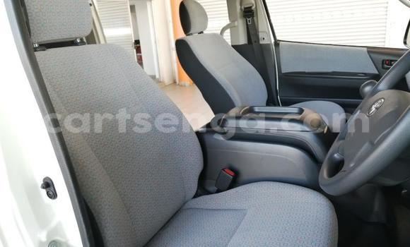 Buy Used Toyota Hiace White Car in Big Bend in Lubombo Buy Used Toyota Hiace White Car in Big Bend in Lubombo