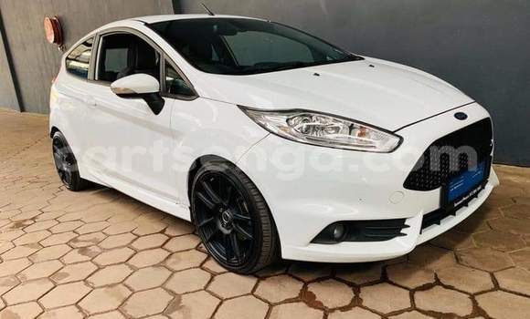 Nunua Ilio tumika Ford Fiesta ST White Gari ndani ya Hlatikulu nchini Wilaya ya Shiselweni Nunua Ilio tumika Ford Fiesta ST White Gari ndani ya Hlatikulu nchini Wilaya ya Shiselweni