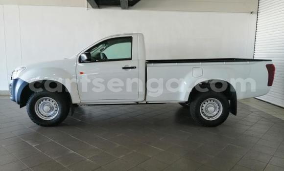 Buy Used Isuzu D–MAX White Car in Manzini in Manzini Buy Used Isuzu D–MAX White Car in Manzini in Manzini