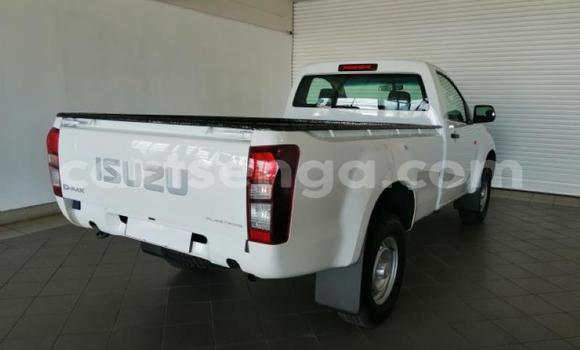 Buy Used Isuzu D–MAX White Car in Manzini in Manzini Buy Used Isuzu D–MAX White Car in Manzini in Manzini
