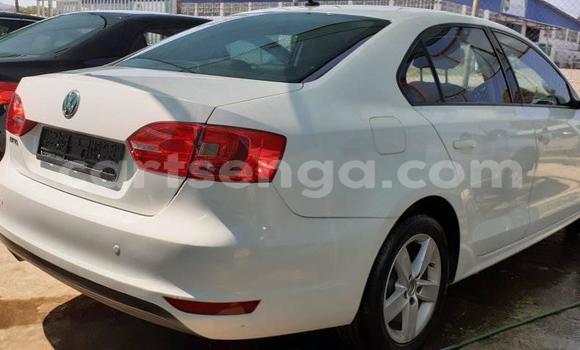 Buy Used Volkswagen Jetta White Car in Bhunya in Manzini Buy Used Volkswagen Jetta White Car in Bhunya in Manzini