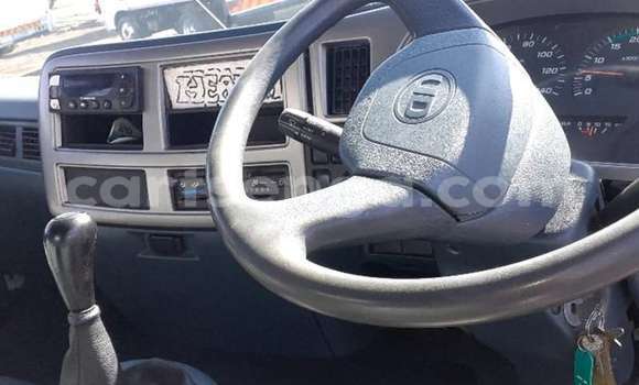 Nunua Ilio tumika Nissan UD White Lori ndani ya Ezulwini nchini Hhohho Nunua Ilio tumika Nissan UD White Lori ndani ya Ezulwini nchini Hhohho