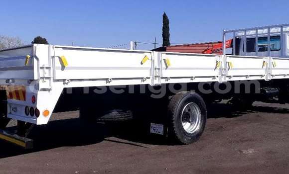 Acheter Occasion Utilitaire Nissan UD Blanc à Manzini, Manzini Acheter Occasion Utilitaire Nissan UD Blanc à Manzini, Manzini