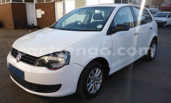 Acheter Occasion Voiture Volkswagen Polo Blanc à Ezulwini, Hhohho Acheter Occasion Voiture Volkswagen Polo Blanc à Ezulwini, Hhohho