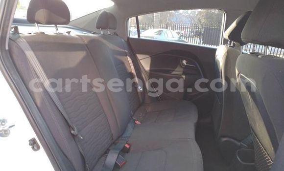 Buy Used Kia Rio White Car in Ezulwini in Hhohho Buy Used Kia Rio White Car in Ezulwini in Hhohho