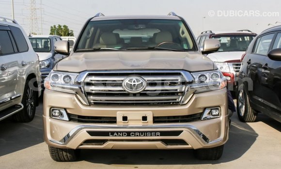 Buy Import Toyota Land Cruiser Other Car in Import - Dubai in Hhohho Buy Import Toyota Land Cruiser Other Car in Import - Dubai in Hhohho