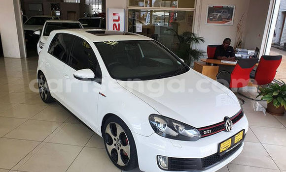 Nunua Ilio tumika Volkswagen Golf GTI White Gari ndani ya Ezulwini nchini Hhohho
