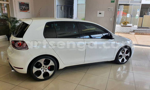 Acheter Occasion Voiture Volkswagen Golf GTI Blanc à Ezulwini, Hhohho Acheter Occasion Voiture Volkswagen Golf GTI Blanc à Ezulwini, Hhohho