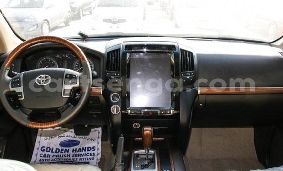 Buy Import Toyota Land Cruiser Other Car in Import - Dubai in Hhohho Buy Import Toyota Land Cruiser Other Car in Import - Dubai in Hhohho