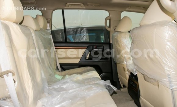 Buy Import Toyota Land Cruiser Other Car in Import - Dubai in Hhohho Buy Import Toyota Land Cruiser Other Car in Import - Dubai in Hhohho