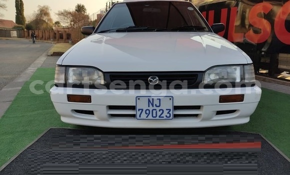 Nunua Ilio tumika Mazda 323 White Gari ndani ya Big Bend nchini Wilaya ya Lubombo Nunua Ilio tumika Mazda 323 White Gari ndani ya Big Bend nchini Wilaya ya Lubombo