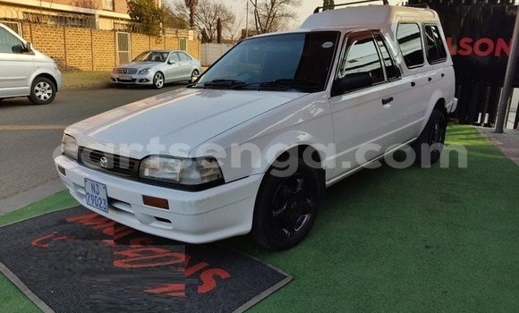 Nunua Ilio tumika Mazda 323 White Gari ndani ya Big Bend nchini Wilaya ya Lubombo Nunua Ilio tumika Mazda 323 White Gari ndani ya Big Bend nchini Wilaya ya Lubombo