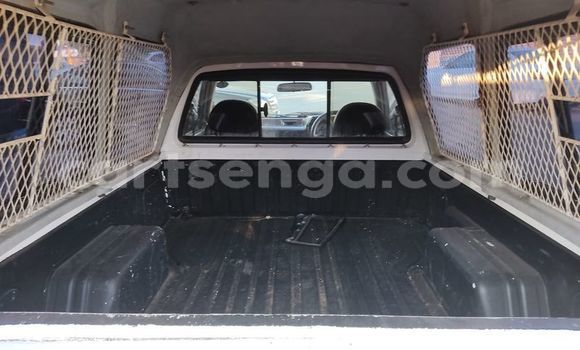 Nunua Ilio tumika Mazda 323 White Gari ndani ya Big Bend nchini Wilaya ya Lubombo Nunua Ilio tumika Mazda 323 White Gari ndani ya Big Bend nchini Wilaya ya Lubombo