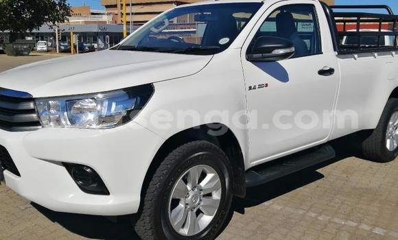 Buy Used Toyota Hilux White Car in Manzini in Manzini Buy Used Toyota Hilux White Car in Manzini in Manzini