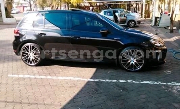 Buy Used Volkswagen Golf GTI White Car in Ezulwini in Hhohho Buy Used Volkswagen Golf GTI White Car in Ezulwini in Hhohho
