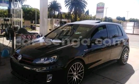 Buy Used Volkswagen Golf GTI White Car in Ezulwini in Hhohho Buy Used Volkswagen Golf GTI White Car in Ezulwini in Hhohho