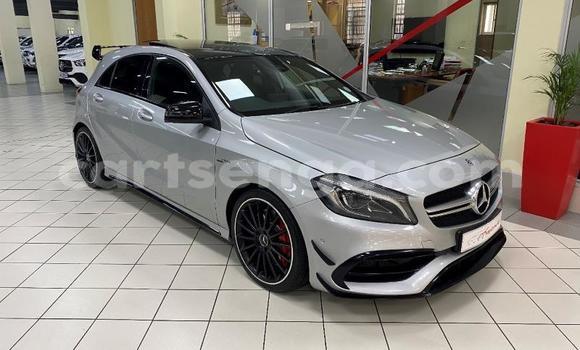 Nunua Ilio tumika Mercedes‒Benz AMG GLC Silver Gari ndani ya Ezulwini nchini Hhohho Nunua Ilio tumika Mercedes‒Benz AMG GLC Silver Gari ndani ya Ezulwini nchini Hhohho