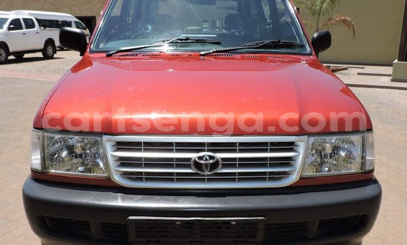 Acheter Occasion Voiture Toyota Hilux Rouge à Hlatikulu, Shiselweni District Acheter Occasion Voiture Toyota Hilux Rouge à Hlatikulu, Shiselweni District