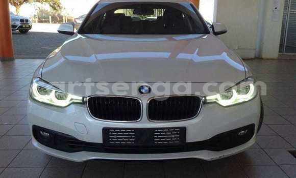Nunua Ilio tumika BMW 3–Series White Gari ndani ya Hlatikulu nchini Wilaya ya Shiselweni Nunua Ilio tumika BMW 3–Series White Gari ndani ya Hlatikulu nchini Wilaya ya Shiselweni