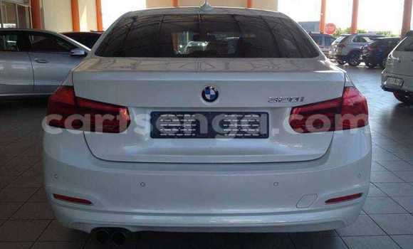 Nunua Ilio tumika BMW 3–Series White Gari ndani ya Hlatikulu nchini Wilaya ya Shiselweni Nunua Ilio tumika BMW 3–Series White Gari ndani ya Hlatikulu nchini Wilaya ya Shiselweni