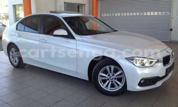 Nunua Ilio tumika BMW 3–Series White Gari ndani ya Hlatikulu nchini Wilaya ya Shiselweni Nunua Ilio tumika BMW 3–Series White Gari ndani ya Hlatikulu nchini Wilaya ya Shiselweni