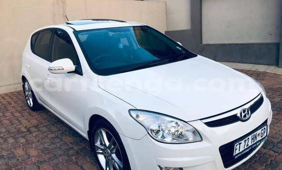 Buy Used Hyundai i30 White Car in Ezulwini in Hhohho Buy Used Hyundai i30 White Car in Ezulwini in Hhohho