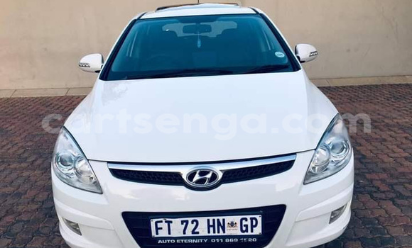 Buy Used Hyundai i30 White Car in Ezulwini in Hhohho Buy Used Hyundai i30 White Car in Ezulwini in Hhohho