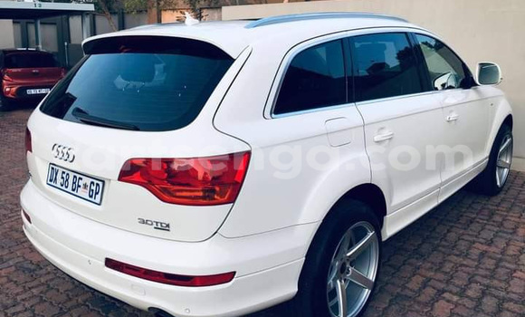 Buy Used Audi Q7 White Car in Ezulwini in Hhohho Buy Used Audi Q7 White Car in Ezulwini in Hhohho