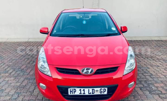 Acheter Occasion Voiture Hyundai i20 Rouge à Bulembu, Hhohho Acheter Occasion Voiture Hyundai i20 Rouge à Bulembu, Hhohho