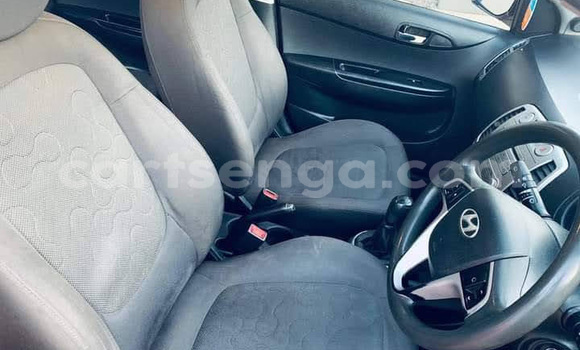 Acheter Occasion Voiture Hyundai i20 Rouge à Bulembu, Hhohho Acheter Occasion Voiture Hyundai i20 Rouge à Bulembu, Hhohho