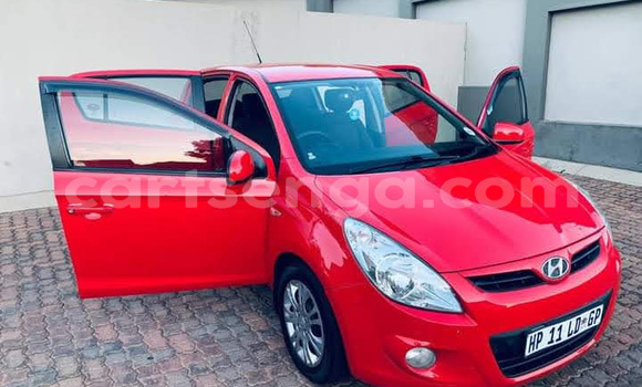 Acheter Occasion Voiture Hyundai i20 Rouge à Bulembu, Hhohho Acheter Occasion Voiture Hyundai i20 Rouge à Bulembu, Hhohho