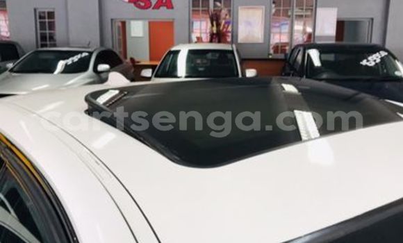 Acheter Occasion Voiture BMW 3–Series Blanc à Big Bend, Lubombo District Acheter Occasion Voiture BMW 3–Series Blanc à Big Bend, Lubombo District