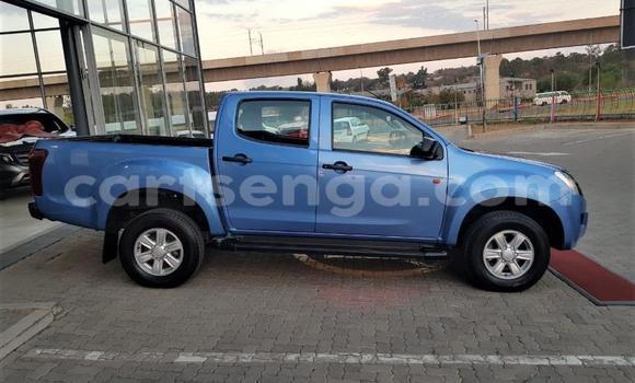 Nunua Ilio tumika Isuzu KB Blue Gari ndani ya Big Bend nchini Lubombo Nunua Ilio tumika Isuzu KB Blue Gari ndani ya Big Bend nchini Lubombo