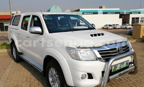Acheter Occasion Voiture Toyota Hilux Blanc à Ezulwini, Hhohho