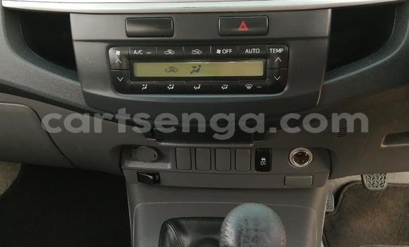 Buy Used Toyota Hilux White Car in Ezulwini in Hhohho Buy Used Toyota Hilux White Car in Ezulwini in Hhohho