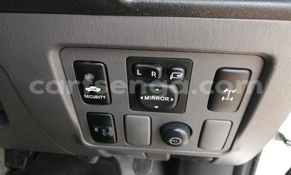 Buy Used Toyota Hilux White Car in Ezulwini in Hhohho Buy Used Toyota Hilux White Car in Ezulwini in Hhohho