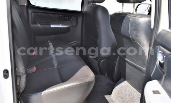 Acheter Occasion Voiture Toyota Hilux Blanc à Bulembu, Hhohho Acheter Occasion Voiture Toyota Hilux Blanc à Bulembu, Hhohho