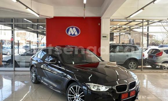 Nunua Ilio tumika BMW 3–Series Blue Gari ndani ya Hlatikulu nchini Wilaya ya Shiselweni