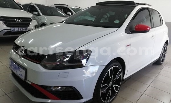 Nunua Ilio tumika Volkswagen Polo GTI White Gari ndani ya Hlatikulu nchini Wilaya ya Shiselweni Nunua Ilio tumika Volkswagen Polo GTI White Gari ndani ya Hlatikulu nchini Wilaya ya Shiselweni