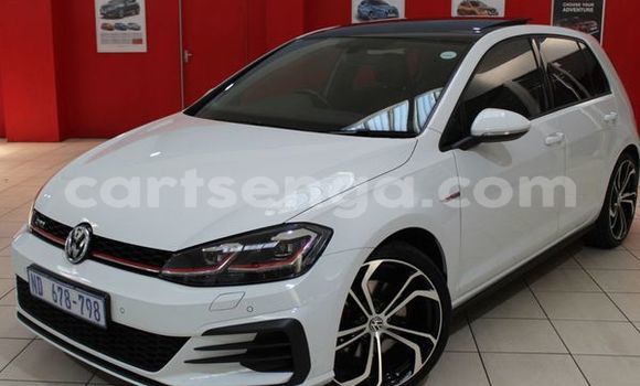 Nunua Ilio tumika Volkswagen Golf GTI White Gari ndani ya Bulembu nchini Hhohho