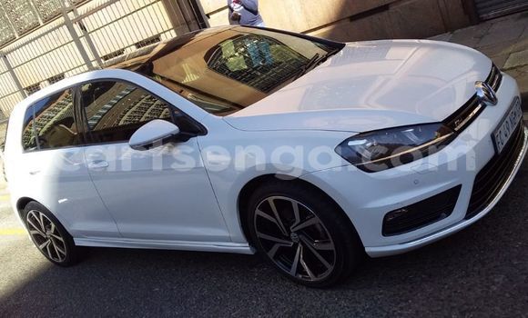 Acheter Occasion Voiture Volkswagen Golf Blanc à Ezulwini, Hhohho