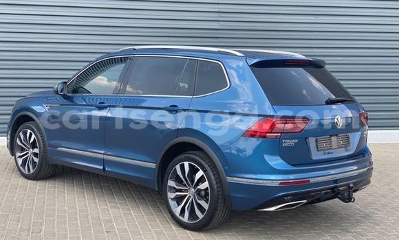 Buy Used Volkswagen Tiguan Blue Car in Hlatikulu in Shiselweni District Buy Used Volkswagen Tiguan Blue Car in Hlatikulu in Shiselweni District