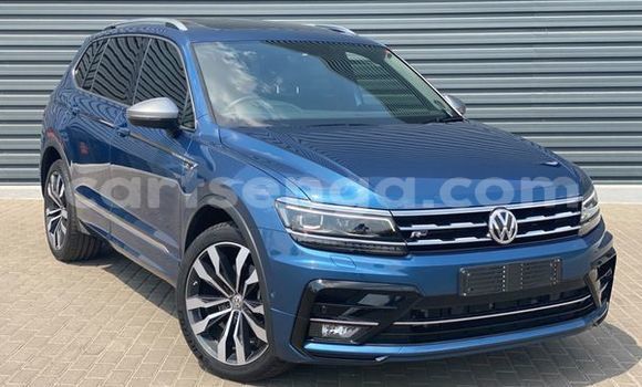 Buy Used Volkswagen Tiguan Blue Car in Hlatikulu in Shiselweni District Buy Used Volkswagen Tiguan Blue Car in Hlatikulu in Shiselweni District